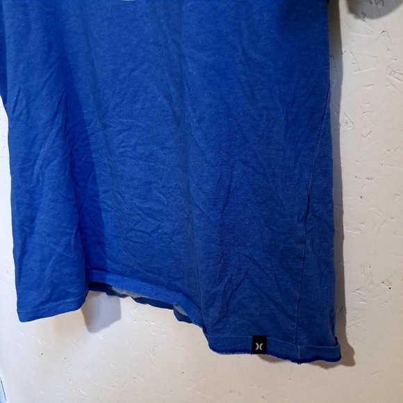 Hurley | Blue Men's T-Shirt - Picture 4 of 9